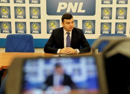 Sergiu Bîlcea: „Parlamentarii PSD au mai votat o dată un buget împotriva Aradului”