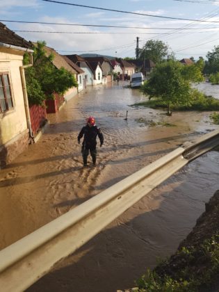 Prefectura Arad a înaintat proiectul de Hotărâre pentru alocarea despăgubirilor arădenilor afectați de inundații