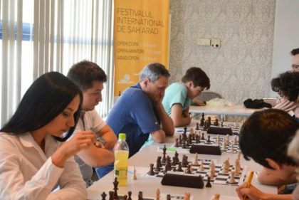 Șahiști din 19 țări vin la Arad Open