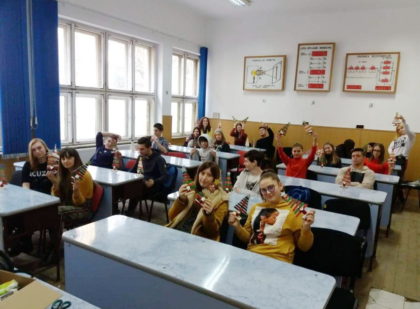 Sărbătoare creativă şi educativă pentru elevii unui liceu din Arad