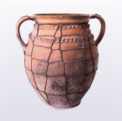 Complexul Muzeal Arad: Exponatul lunii martie este vasul de ceramică din Colecția de Etnografie