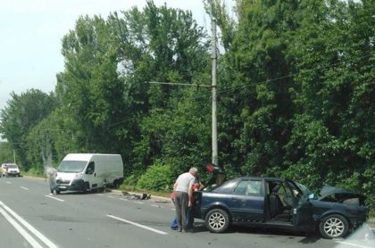 ACCIDENT GRAV la ieșirea din Arad. Victimele, transportate la spital (FOTO)