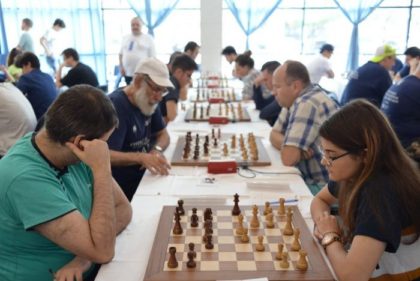 Primul turneu internațional de șah din România, organizat în „era Covid-19”, debutează joi la Arad