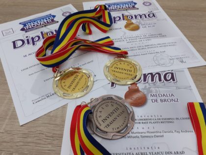 Medalii de aur pentru Universitatea „Aurel Vlaicu” la Salonul de Invenții și Inovații „Traian Vuia” din Timișoara