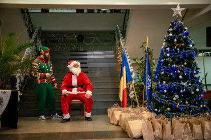 Moș Crăciun la Universitatea „Aurel Vlaicu”