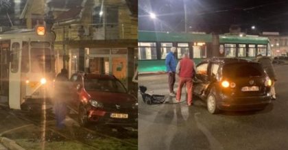 NEWS ALERT: Două mașini LOVITE de TRAMVAIE în această dimineață, la Arad (FOTO)