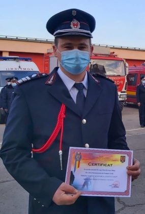 Pompierul de onoare al anului 2020 al ISU Arad a fost recompensat de Ziua Protecției Civile