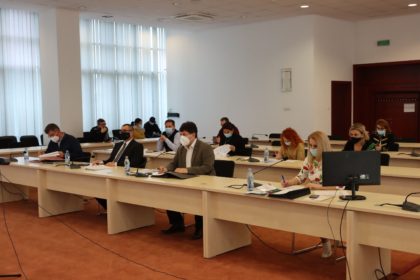 Petru Moț începe un nou mandat, Doru Sinaci și Valer Cătană au părăsit Consiliul Județean