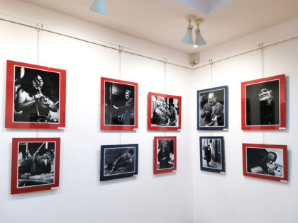 Sala Clio găzduiește o expoziţie de fotografie a artistului Alexandre Vajaianu
