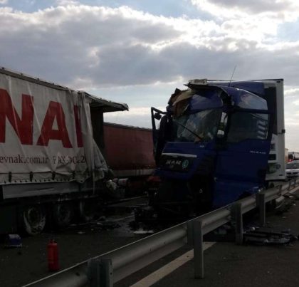 Accident cu patru victime, între care doi copii, pe autostrada A1 între Nădlac și Pecica