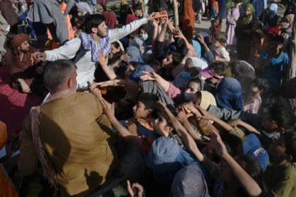 Infernul din Căldarea Vrăjitoarelor. Europa se așteaptă la valuri de refugiați din Afganistan