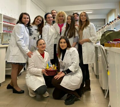 Atelier de săpunuri artizanale, la Facultatea de Farmacie din cadrul UVVG Arad