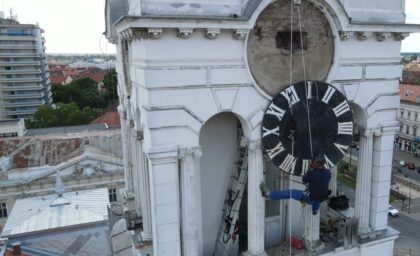 Ceasul din turnul Primăriei Arad va fi recondiționat