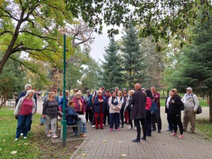 Tur ghidat de prezentare a Aradului pentru zeci de turiști din mai multe zone ale țării