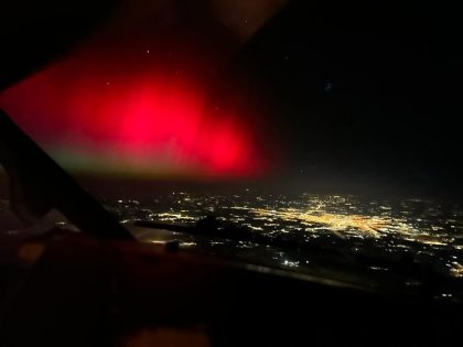 GALERIE FOTO: Cum s-a văzut, din avion, Aurora Boreală