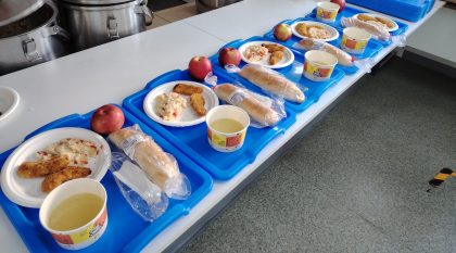 Programul „Masă sănătoasă” continuă în școlile arădene