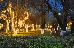 „Satul lui Moș Crăciun” din județul Arad. Magie, lumină şi provocare în 19 și 20 decembrie item-thumbnail