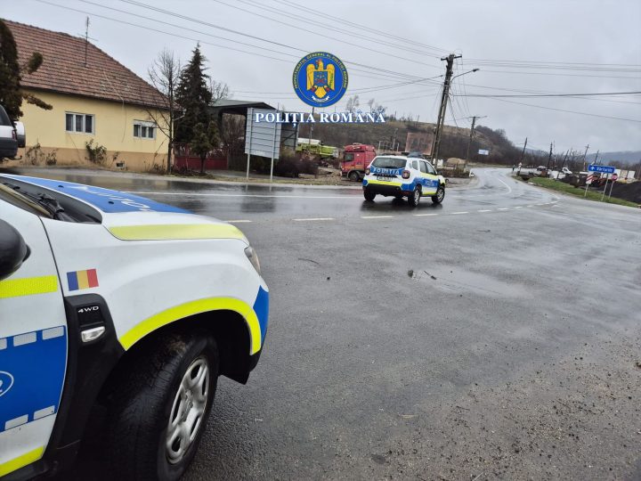 Razie a polițiștilor din Sebiș, Ineu și Gurahonț (FOTO) item-thumbnail
