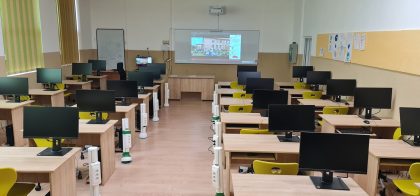 Investiție: Ghiorocul are printre cele mai moderne și dotate școli din țară (FOTO)