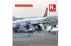 Un avion al Turkish Airlines a aterizat în flăcări la Kathmandu. Pasagerii evacuați pe tobogane (VIDEO)
