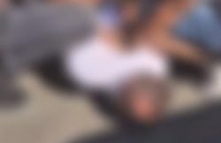 Fost boxer arădean pus la podea de oamenii legii (VIDEO) item-thumbnail