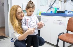 Mai multe cabinete de medicină de familie din județul Arad vor fi dotate cu aparatură modernă item-thumbnail