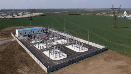 Rețele Electrice România investește peste 380 de milioane de lei în instalațiile electrice de înaltă tensiune din mai multe județe item-thumbnail