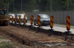 Se lucrează la modernizarea drumului dintre Lipova și Neudorf item-thumbnail