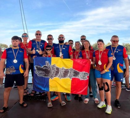 Echipa României, cu patru arădeni în lot, a cucerit argintul la cel mai vechi sport nautic din lume (GALERIE FOTO) item-thumbnail