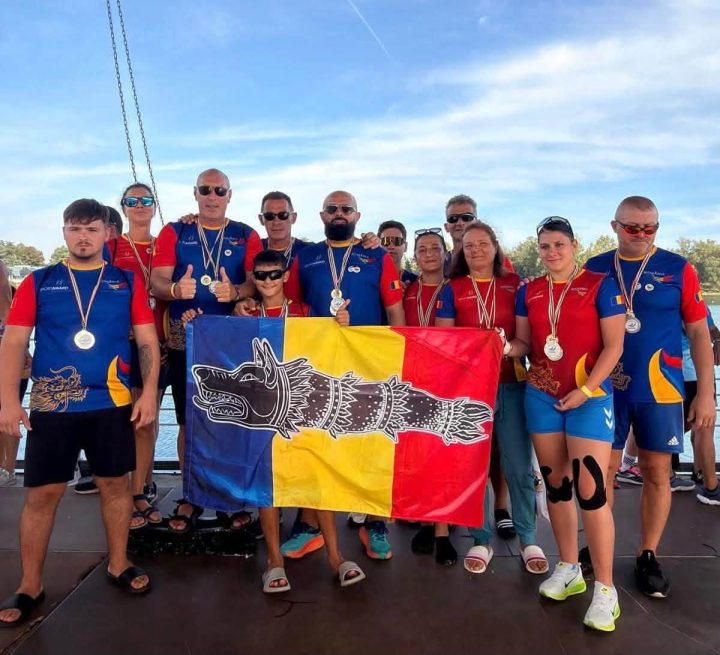 Echipa României, cu patru arădeni în lot, a cucerit argintul la cel mai vechi sport nautic din lume (GALERIE FOTO) item-thumbnail