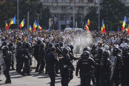 Mai mulți jurnaliști au fost agresați la protestul din 15 septembrie item-thumbnail